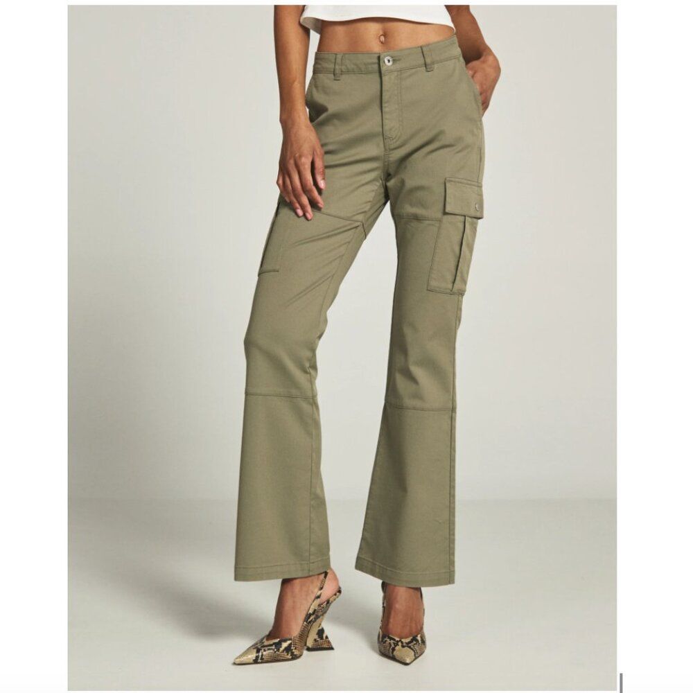 7Diamonds Size 30 10 Nellie Cargo Pants Olive Green Flare Utility Y2K